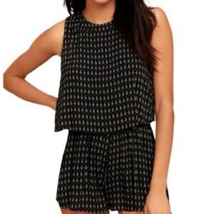 LULUS Creative Approach Arrow Print Open Back Romper Black White Size Small